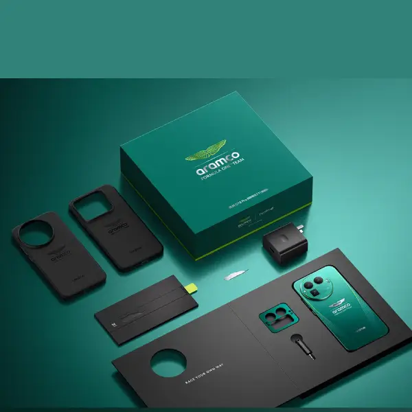 Realme GT 8 Pro official images